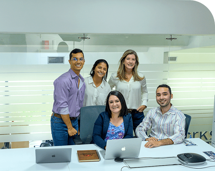 Equipo de trabajo interdisciplinario de MindLabs